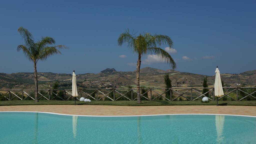 Vila Agriturismo Feudo Muxarello Aragona Exteriér fotografie