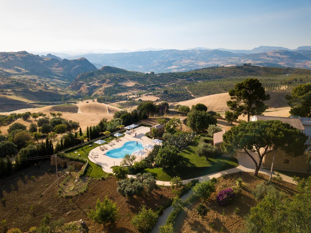 Vila Agriturismo Feudo Muxarello Aragona Exteriér fotografie